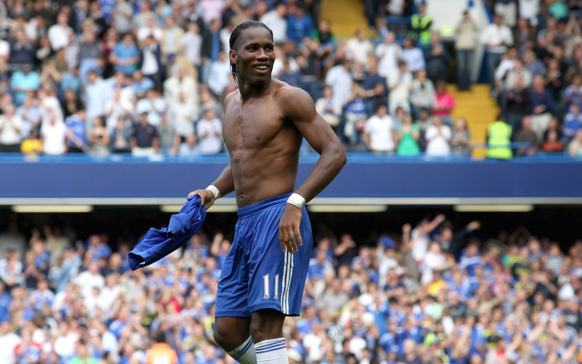 切尔西主场轻松战胜狼队，追赶积分领头羊，切尔西对阵狼队赛前分析